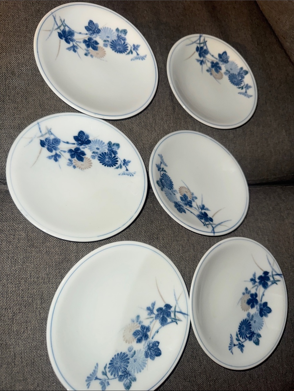 Vintage Japanese Sometsuke Blue White Round Appetizer Plates Set of 6 Chrysanthe